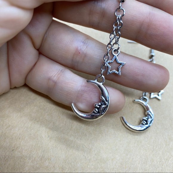 The Moon & my Stars Drop Chain Earrings 🔮 - Picture 4 of 6